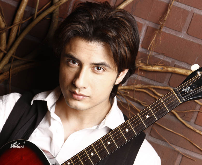 Ali Zafar overwhelmed with compliments